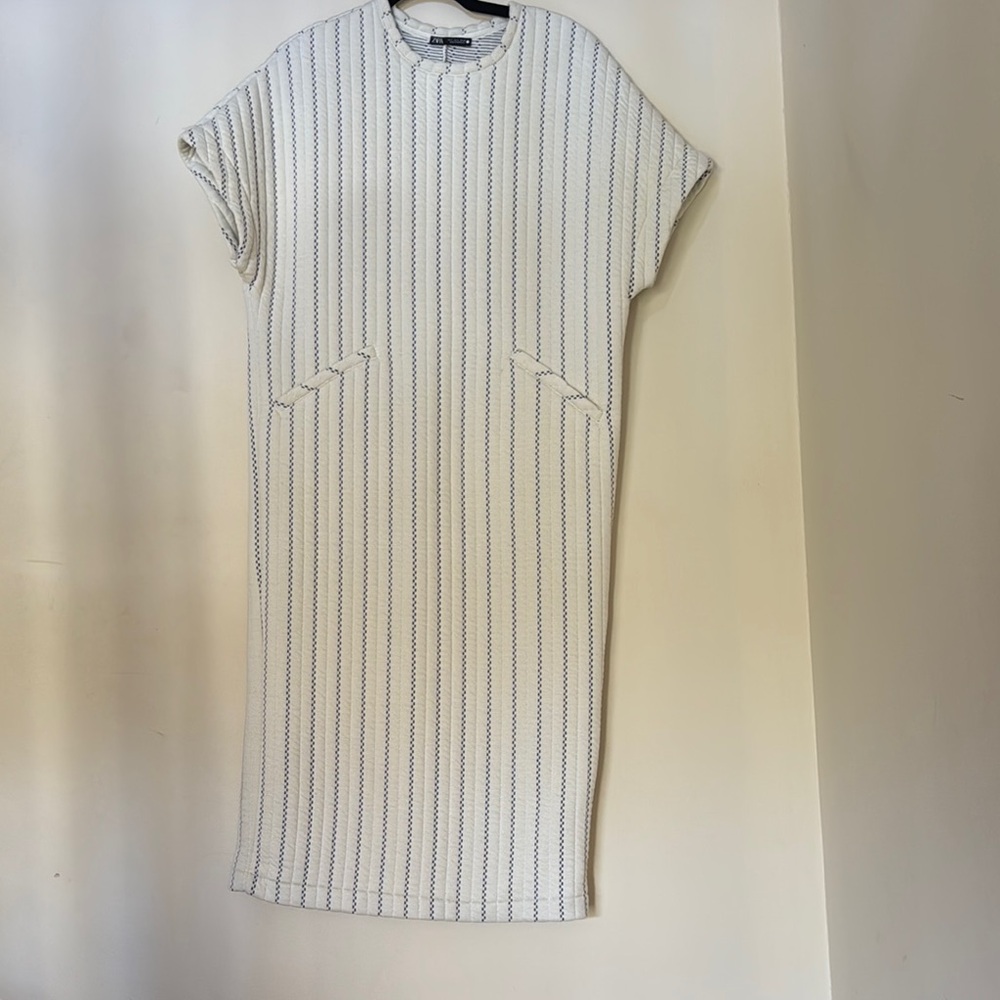 Zara Casual White & Navy/Black Striped Shift Dress size S